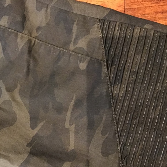 Zara Basic Z1975 Denim Camo Skinny Moto Jeans - Picture 4 of 5